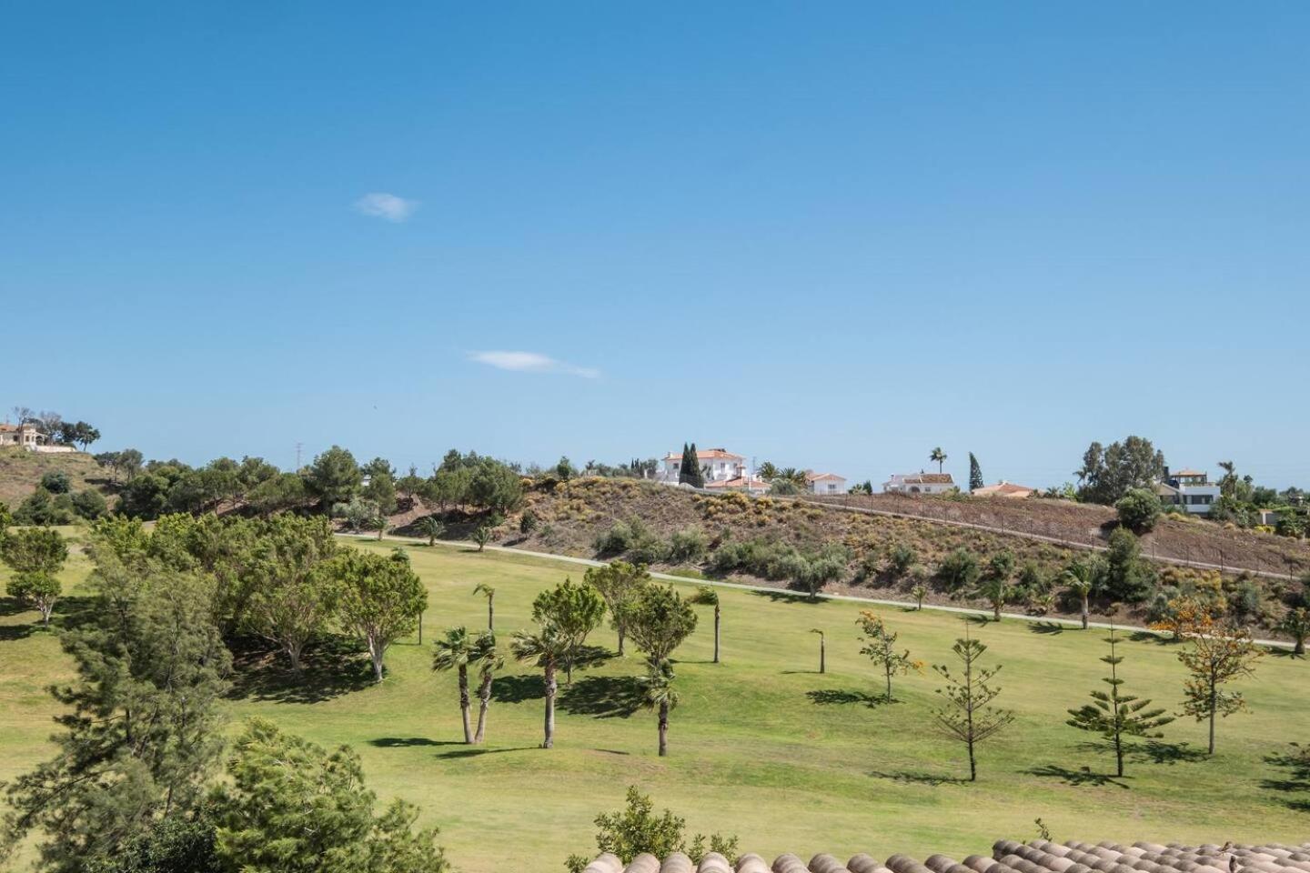 Relaxation, Golf & Beach Caleta De Velez Exteriér fotografie